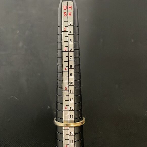 COPY - Ring with a dark red stone - Picture 6 of 7